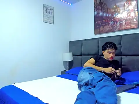 Aiiden 15 online show from February 18, 2025, 3:10 pm