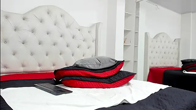 Aiiden 15 online show from February 20, 2025, 2:57 pm