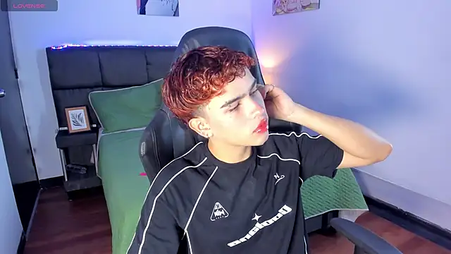 Aiiden 15 online show from November 20, 2025, 12:38 pm