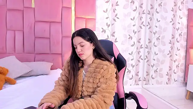 ArianaFranco online show from October 11, 2025, 1:09 pm