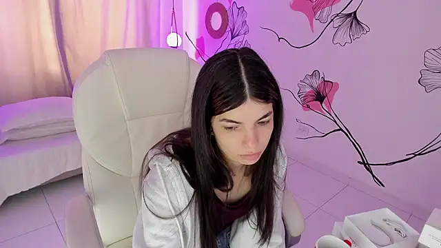 Isabela Fiorelli online show from January 13, 2026, 1:16 pm