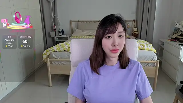 joycemilka online show from September 30, 2025, 6:29 am