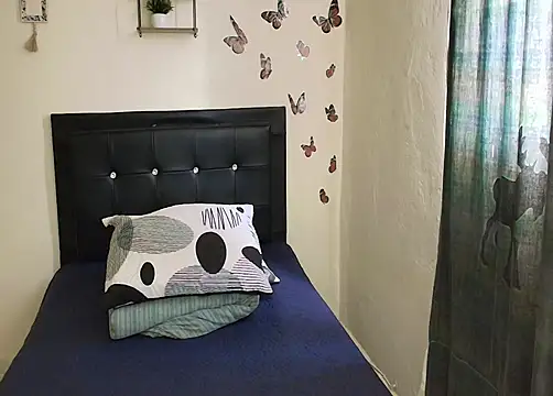 victoria blackk1 online show from October 29, 2025, 12:40 pm