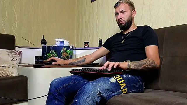 JamieNoxus online show from September 10, 2025, 4:45 am