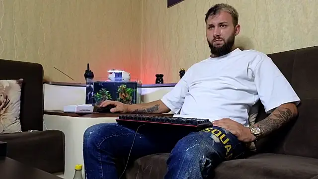 JamieNoxus online show from September 12, 2025, 8:09 pm