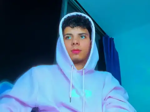 Alessandro 1610 online show from October 25, 2025, 5:15 am