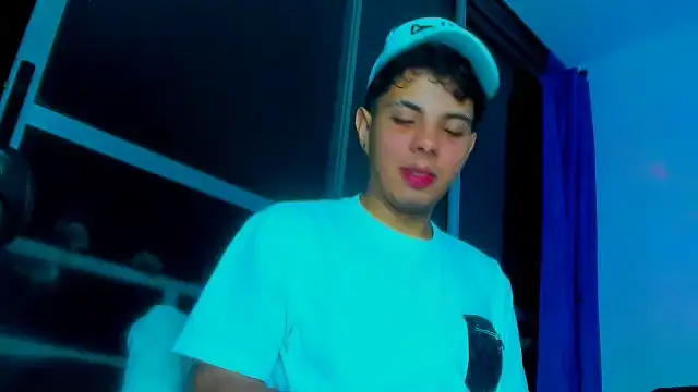 Alessandro 1610 online show from November 7, 2025, 3:39 am