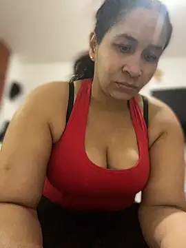 Carola-Ross online show from February 6, 2026, 5:38 pm