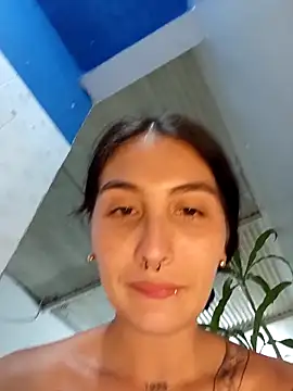 single mother indecent online show from April 10, 2026, 10:36 pm