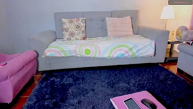 anahi evans19 online show from February 9, 2026, 1:26 pm