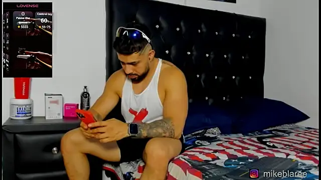 mikeblaree online show from April 1, 2026, 7:33 pm