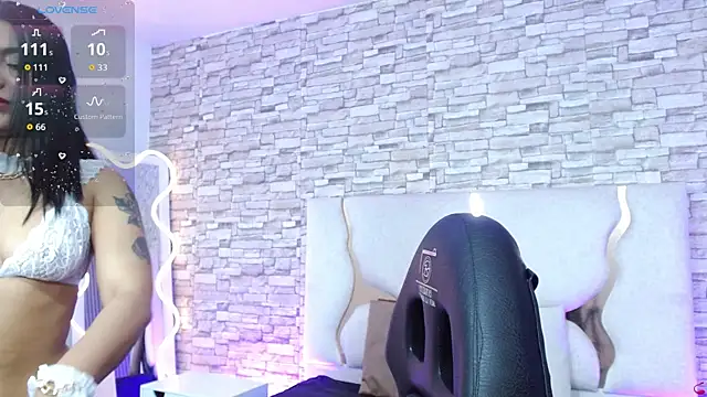 Gaby tay1 online show from November 14, 2025, 7:45 pm