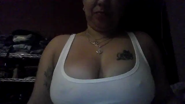 SweetSexyLatina online show from June 23, 2026, 2:15 pm