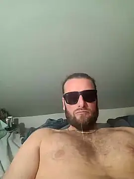 gronammo85 online show from February 10, 2025, 5:03 am