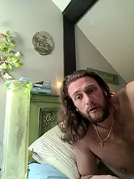 gronammo85 online show from February 25, 2025, 5:25 pm