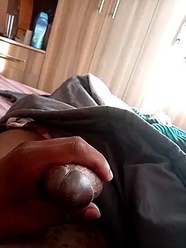 Cumboy2567 online show from November 27, 2025, 4:47 am