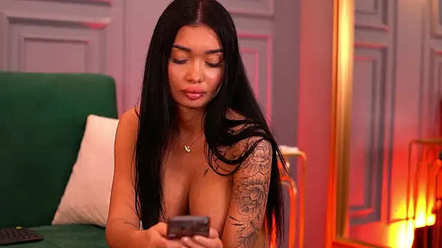 SashaFerrera online show from March 2, 2025, 4:07 am