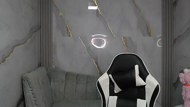 Snapshot of Bily_Takure_v chatting on November 15, 2025, 3:15 am Bily Takure v online show from November 15, 2025, 3:15 am