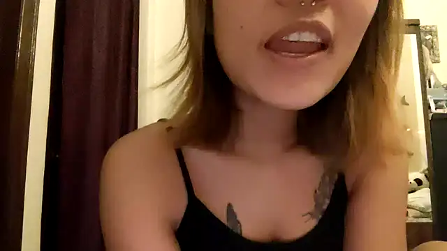 suki fruit online show from February 28, 2025, 3:26 pm