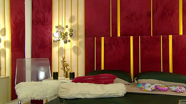 ChloeSins  online show from October 29, 2025, 4:59 am