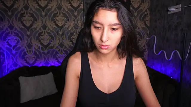 CharmMocco online show from February 13, 2025, 7:13 am