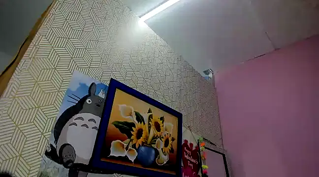 camilagreeco online show from March 8, 2025, 4:06 pm