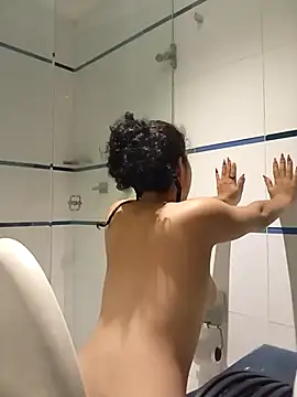 Dhalila  online show from October 4, 2025, 3:26 am