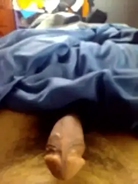 deyvi1995  online show from March 3, 2026, 2:45 pm