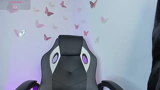  JuliSweet  online show from March 3, 2026, 3:01 am