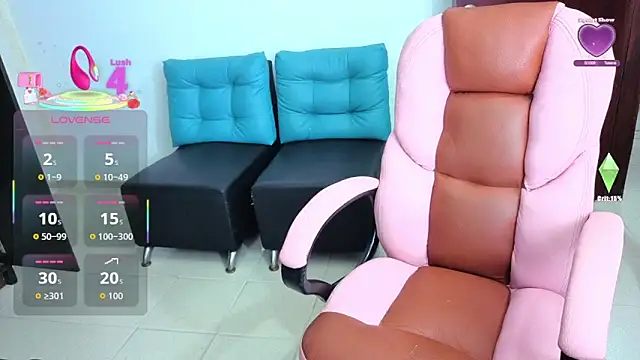 atenea 02 love online show from November 6, 2025, 2:45 am