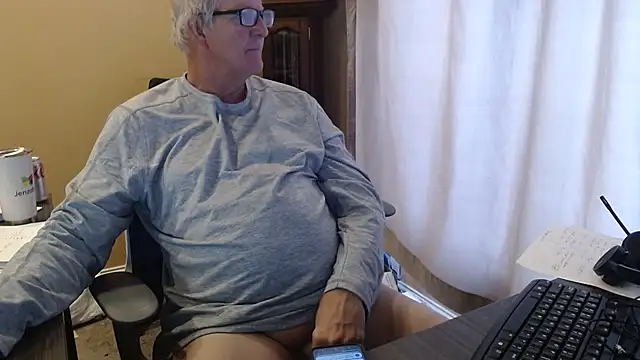 olderandwiser2 online show from February 27, 2025, 3:37 pm