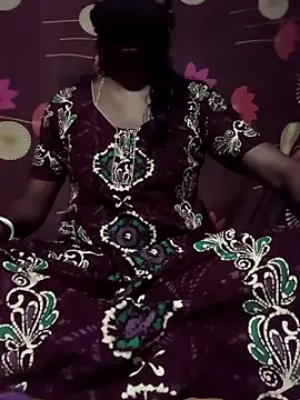 CuteRani001 online show from November 4, 2025, 7:40 am