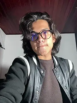 Snapshot of shadowsofgarden chatting on February 27, 2025, 3:58 am shadowsofgarden online show from February 27, 2025, 3:58 am