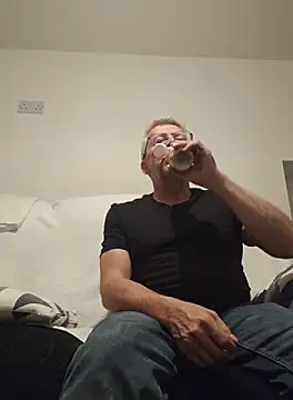 mann4u147 online show from September 27, 2025, 6:46 pm