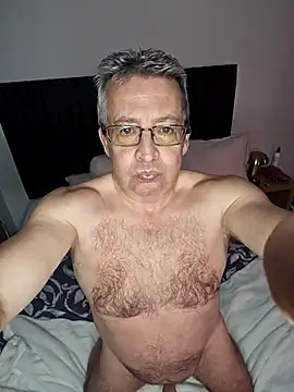 Snapshot of mann4u147 chatting on March 18, 2026, 10:13 pm mann4u147 online show from March 18, 2026, 10:13 pm