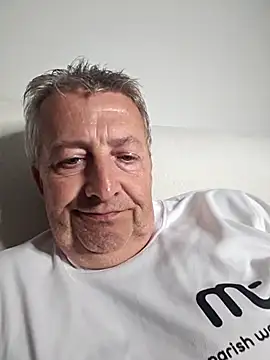 Snapshot of mann4u147 chatting on April 30, 2026, 8:57 pm mann4u147 online show from April 30, 2026, 8:57 pm