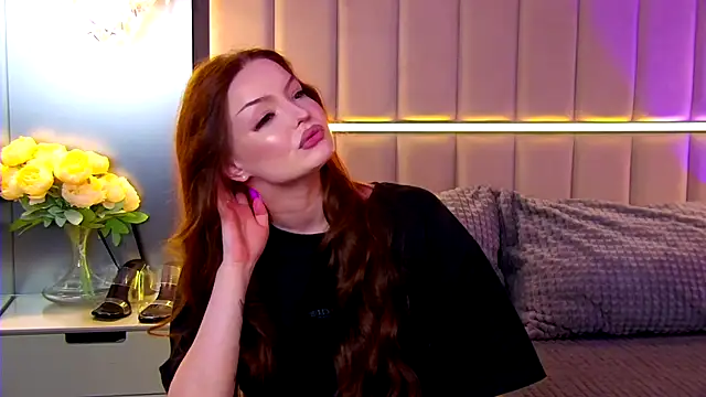 AlexaBright online show from November 25, 2025, 6:08 pm