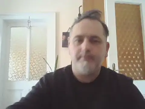 Szolga10 online show from March 22, 2025, 12:14 pm