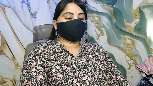 Snapshot of seetatiwari chatting on April 22, 2026, 6:42 pm seetatiwari online show from April 22, 2026, 6:42 pm