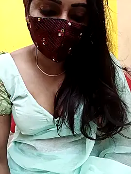 Snapshot of Thamarai28 chatting on September 14, 2025, 5:34 pm Thamarai28 online show from September 14, 2025, 5:34 pm