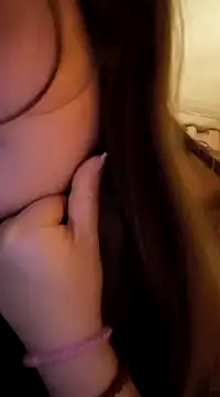 Snapshot of Nai_mi chatting on February 8, 2025, 5:08 pm Nai mi online show from February 8, 2025, 5:08 pm