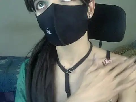 Snapshot of YourCDBitch chatting on October 9, 2025, 7:12 pm YourCDBitch online show from October 9, 2025, 7:12 pm