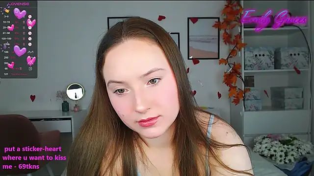 Snapshot of EmilyxxGraces chatting on February 17, 2025, 9:41 pm EmilyxxGraces online show from February 17, 2025, 9:41 pm