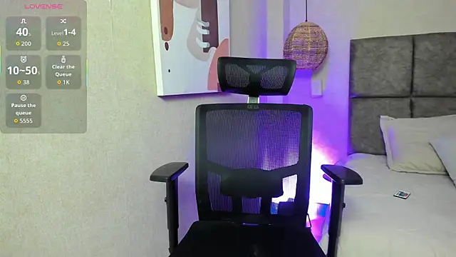 elizabeth 20 online show from October 7, 2025, 7:11 pm