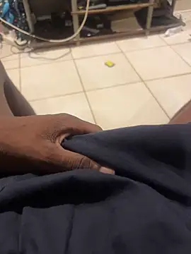 Snapshot of bigDaddyD97 chatting on February 8, 2025, 7:59 pm bigDaddyD97 online show from February 8, 2025, 7:59 pm