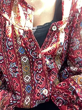 Snapshot of slust64 chatting on February 16, 2025, 9:04 am slust64 online show from February 16, 2025, 9:04 am