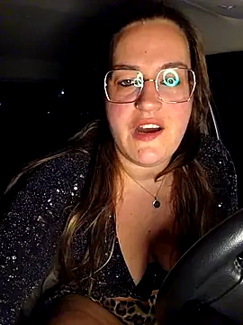 Snapshot of justtess chatting on November 21, 2025, 10:52 pm justtess online show from November 21, 2025, 10:52 pm