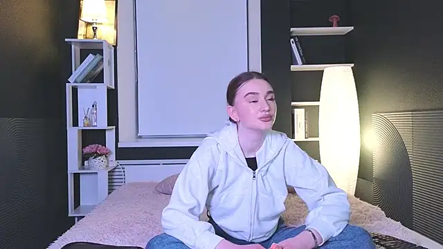 Snapshot of FeliceAldridge chatting on February 14, 2025, 8:59 pm FeliceAldridge online show from February 14, 2025, 8:59 pm