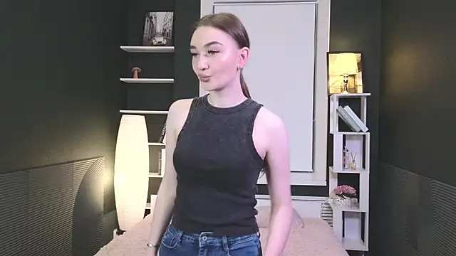 Snapshot of FeliceAldridge chatting on February 15, 2025, 6:12 pm FeliceAldridge online show from February 15, 2025, 6:12 pm