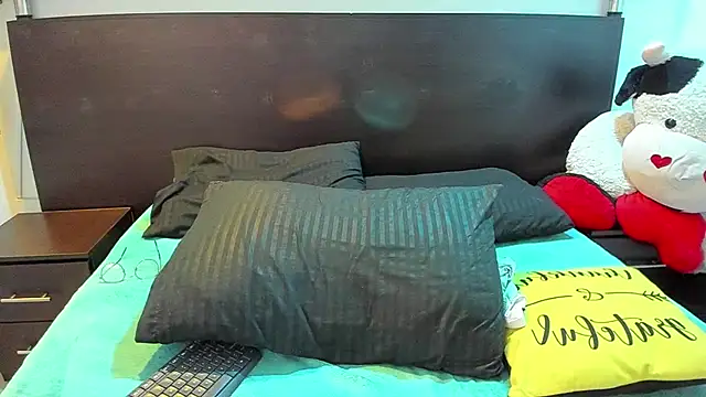 Marii 18 online show from March 9, 2025, 7:01 am